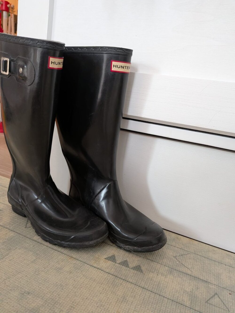 Black Hunter Rainboots - Women size 8